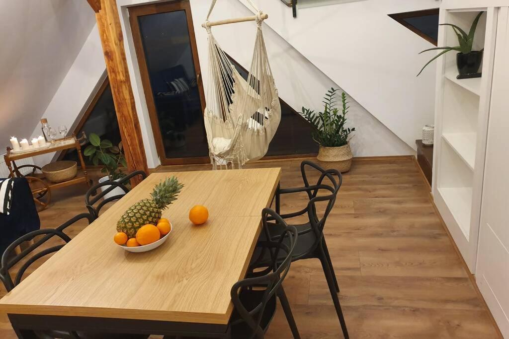 Koci Dom Loft Apartamento Wieliczka Exterior foto